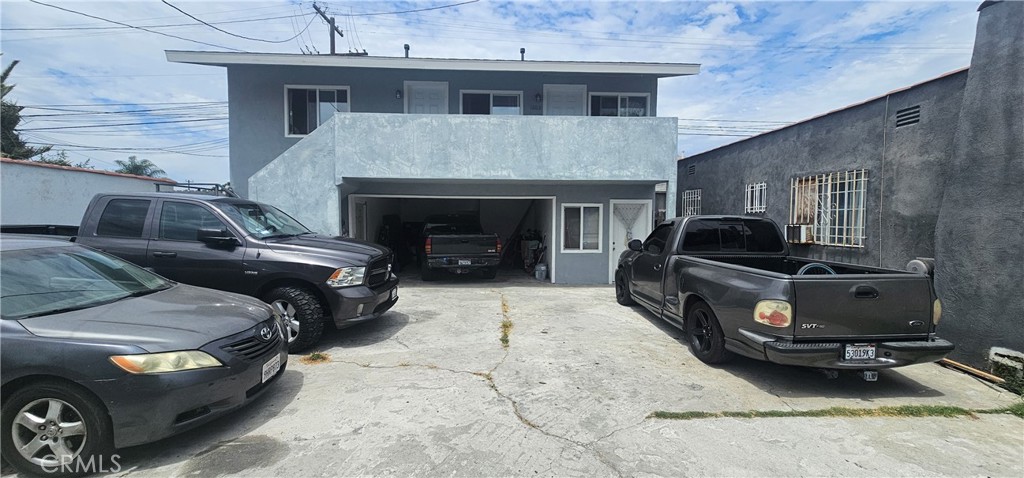1201 E 78th Street Property Photo 5