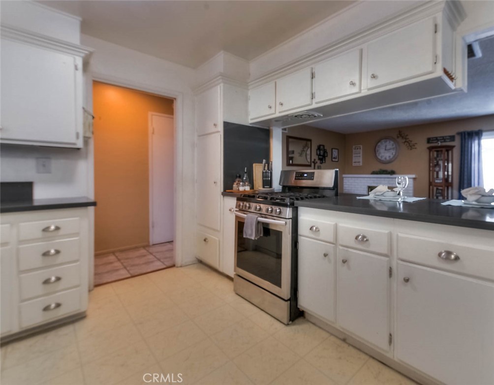11229 Town Country S Property Photo 10