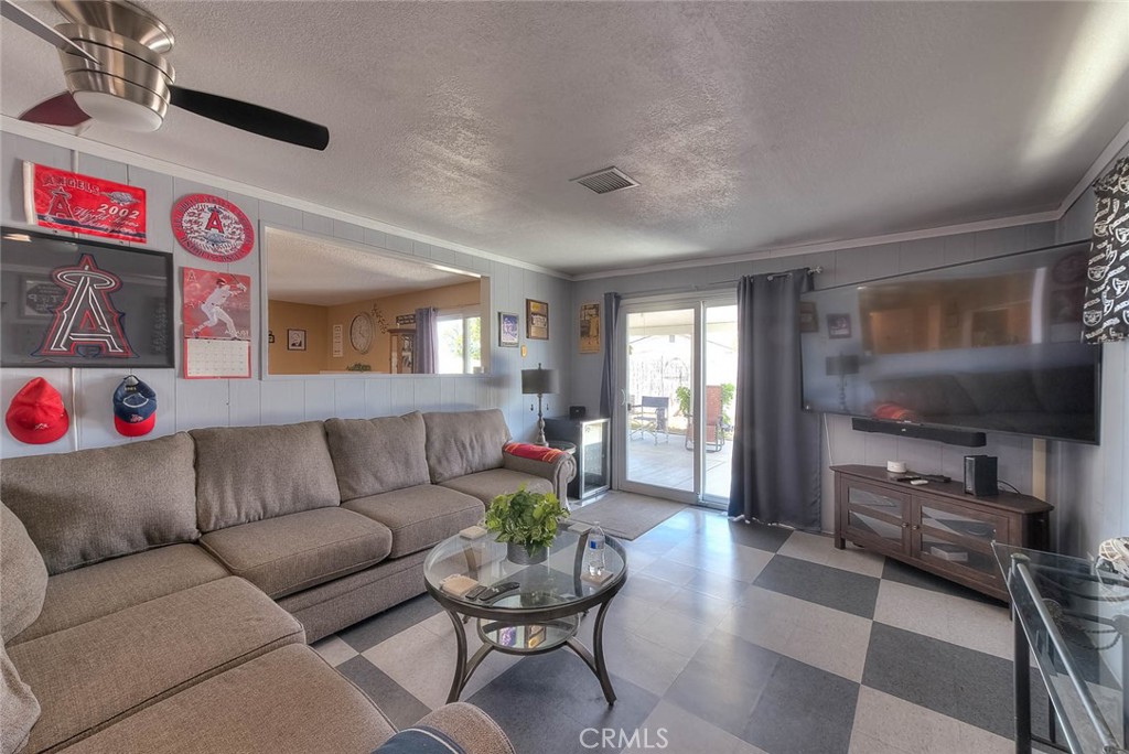 11229 Town Country S Property Photo 15