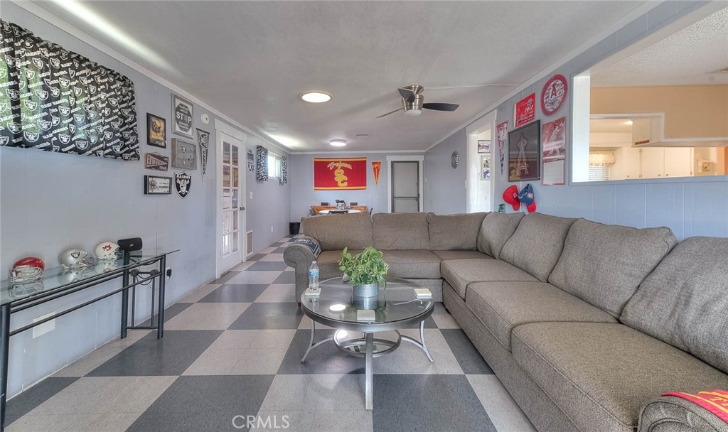 11229 Town Country S Property Photo 17