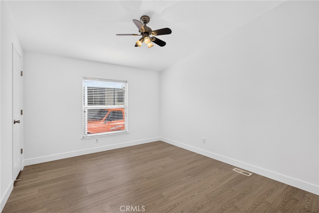 1925 E La Veta Avenue 50 Property Photo 27