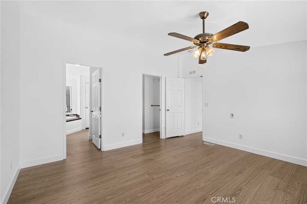 1925 E La Veta Avenue 50 Property Photo 29