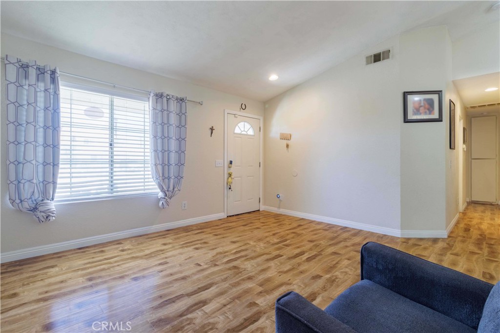 8544 Dove Creek Property Photo 6