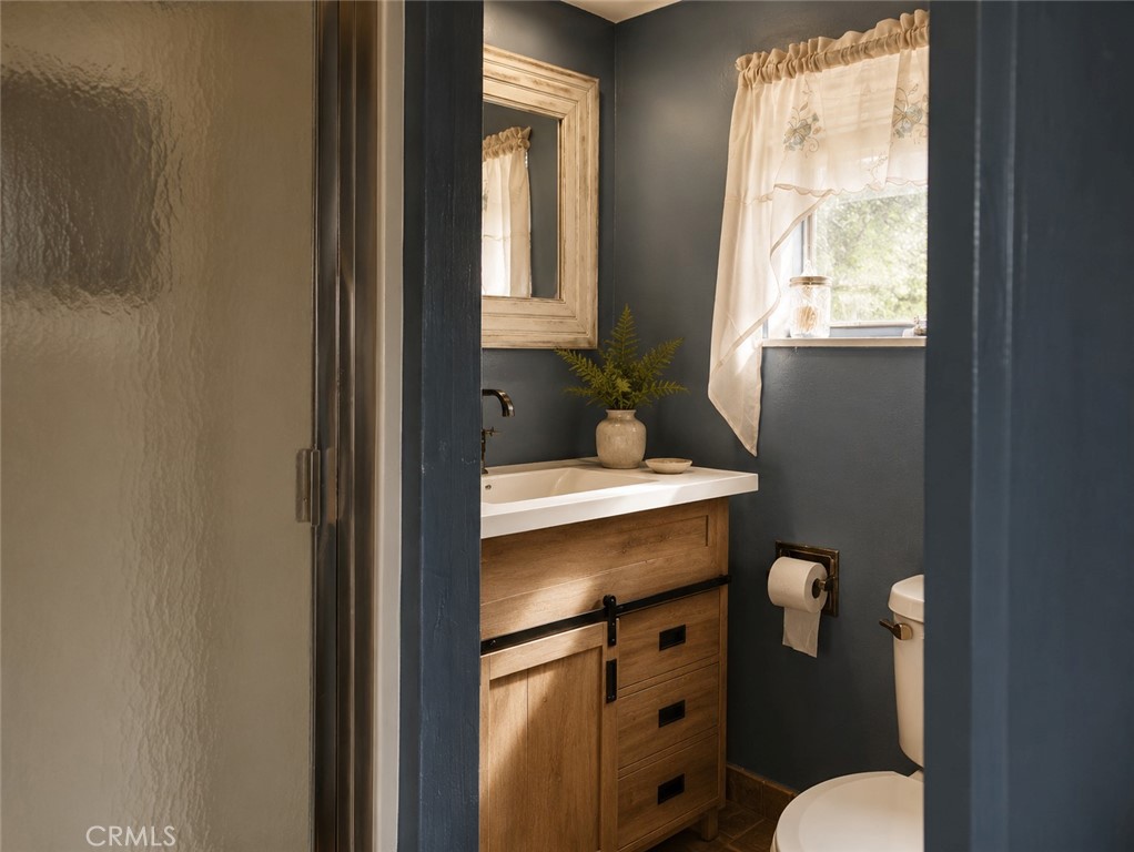 2412 Ridge Property Photo 17