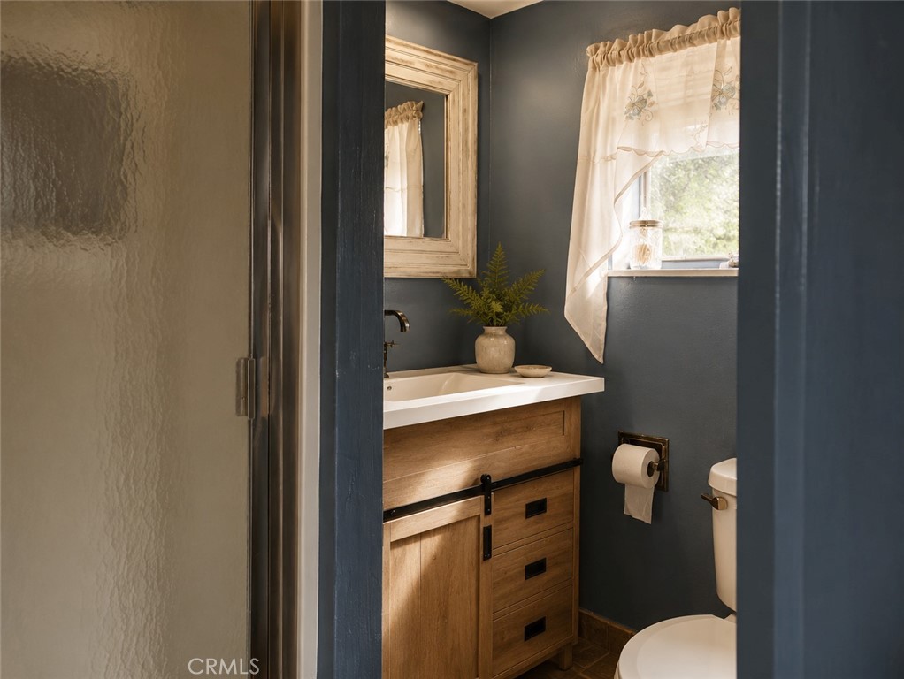 2412 Ridge Property Photo 17