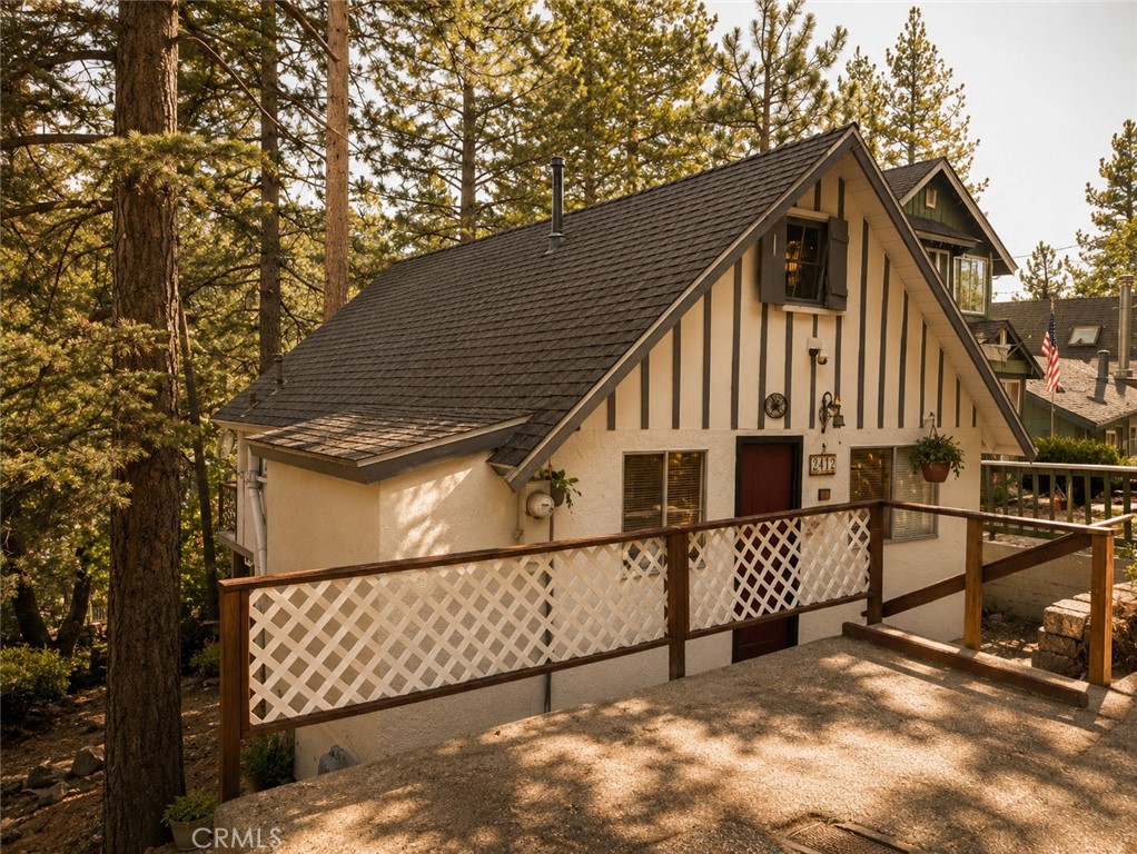 2412 Ridge Property Photo 27