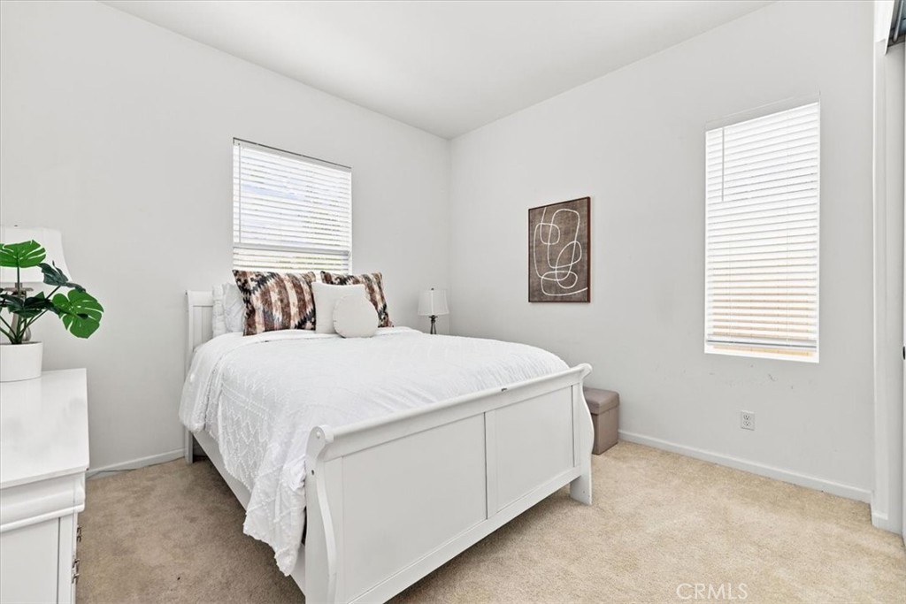 11877 Wandering Way Property Photo 4