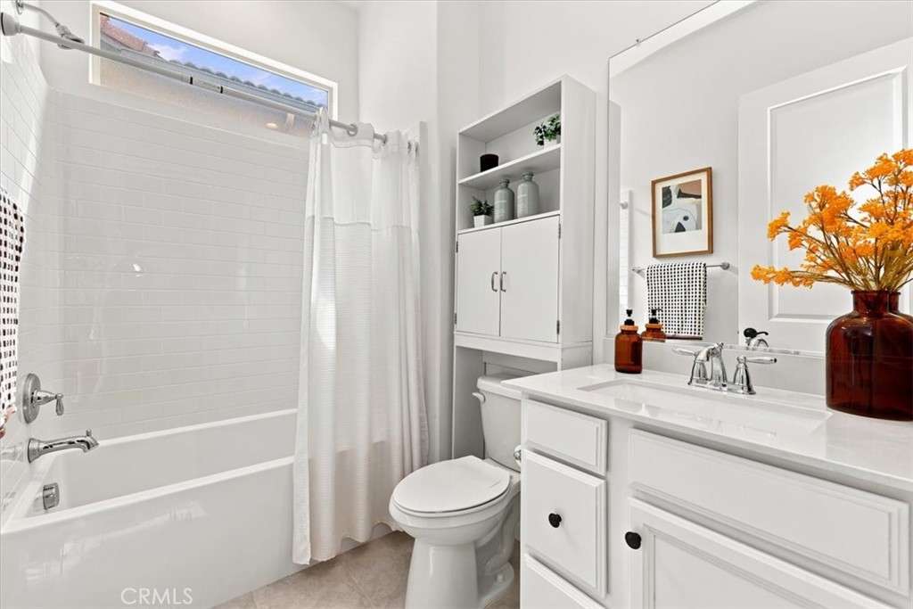 11877 Wandering Way Property Photo 5