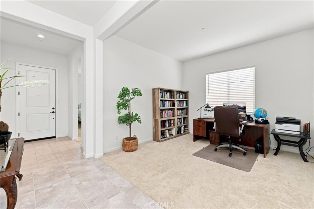 11877 Wandering Way Property Photo 7