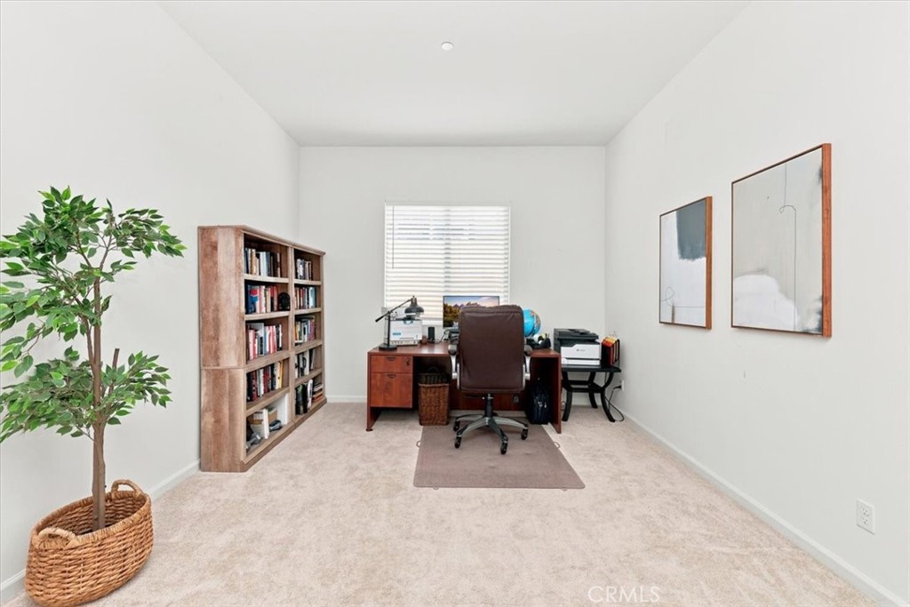 11877 Wandering Way Property Photo 8