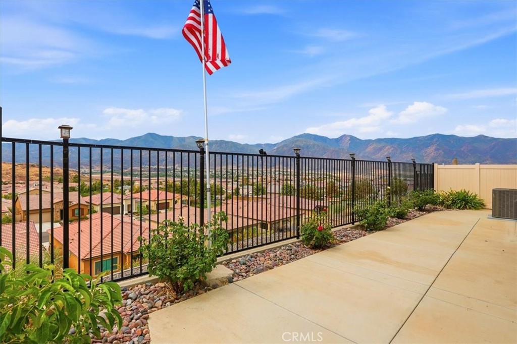 11877 Wandering Way Property Photo 29