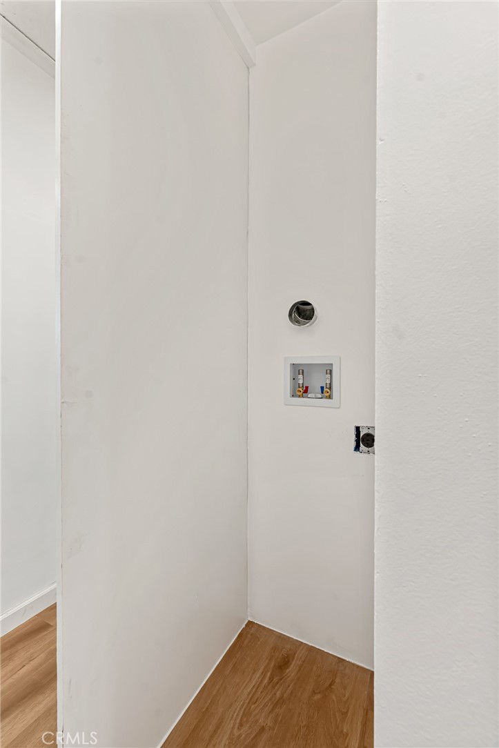 1243 Mandalay Property Photo 11
