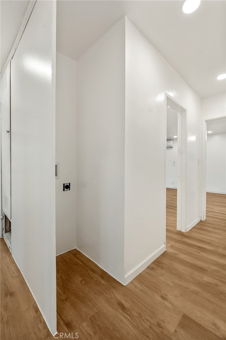 1243 Mandalay Property Photo 12