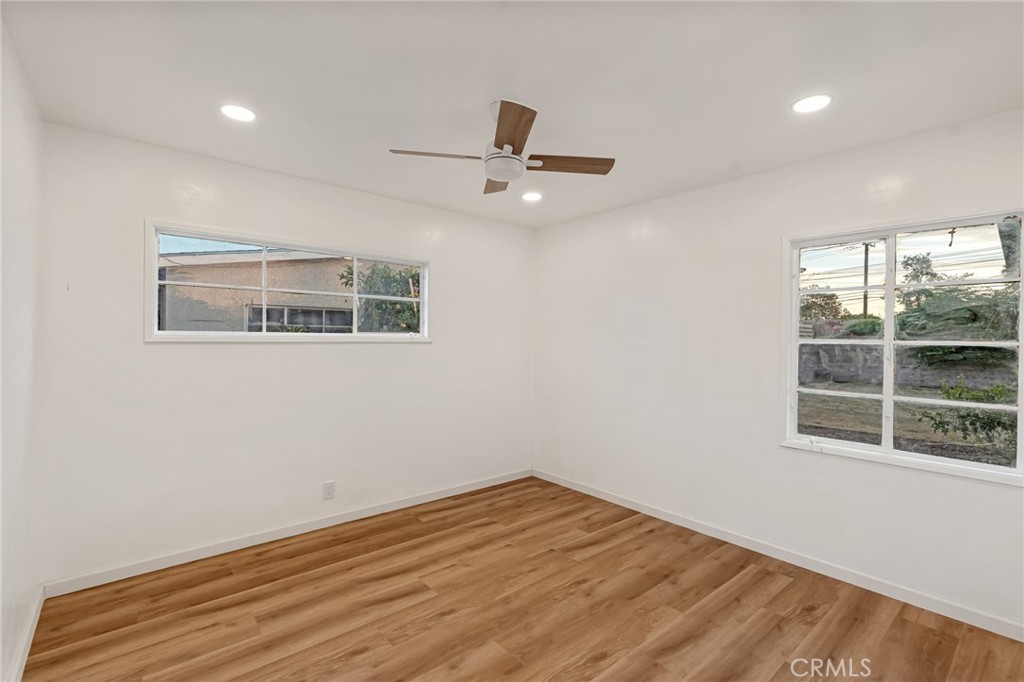 1243 Mandalay Property Photo 14