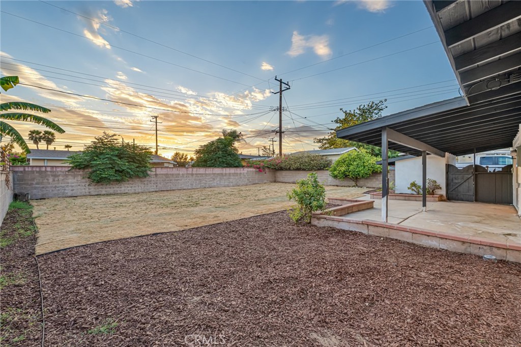 1243 Mandalay Property Photo 26