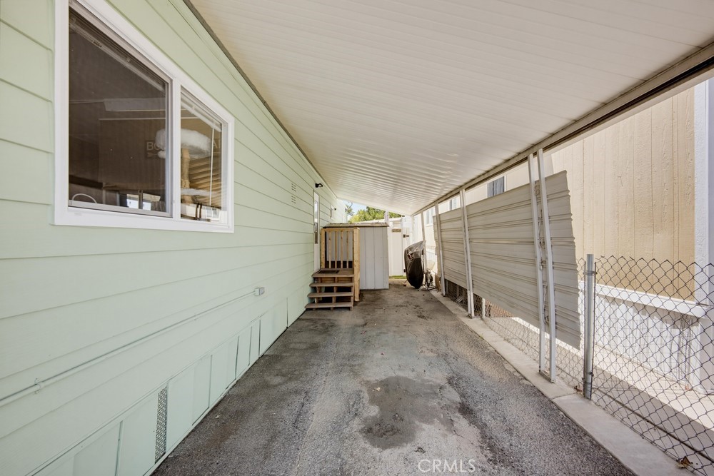 34480 County Line Road 52 Property Photo 3