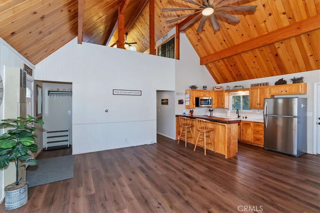 642 Villa Grove Property Photo 10