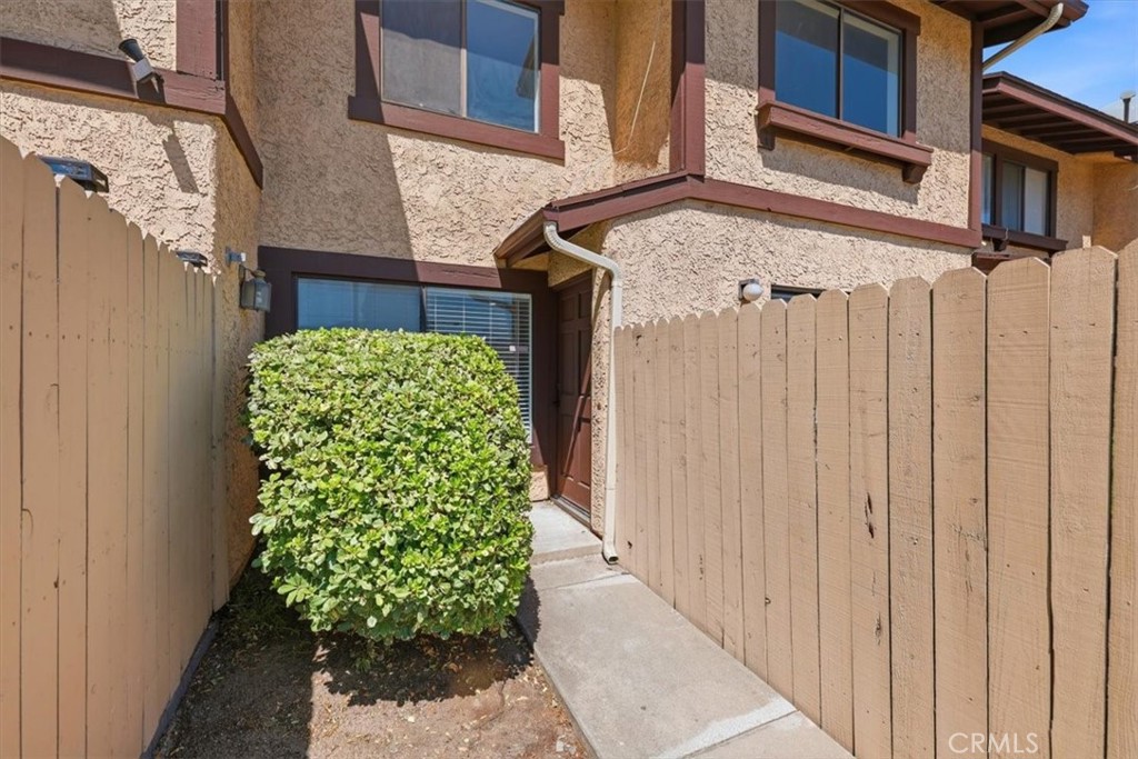 8601 Sunland 5 Property Photo 7