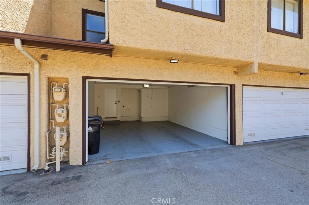 8601 Sunland 5 Property Photo 38