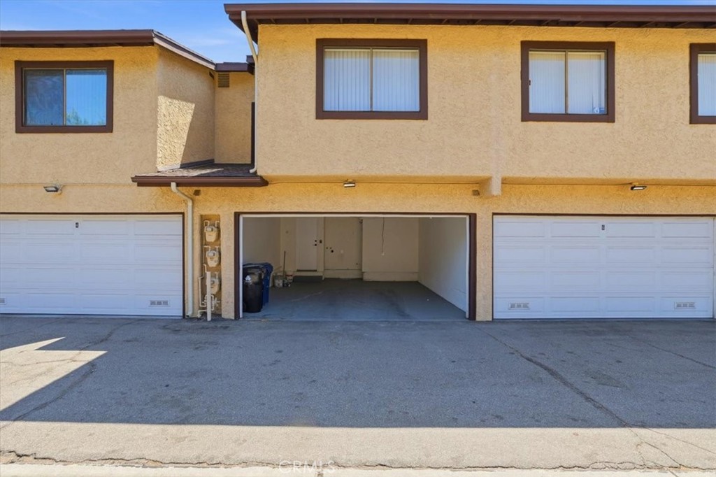 8601 Sunland 5 Property Photo 39