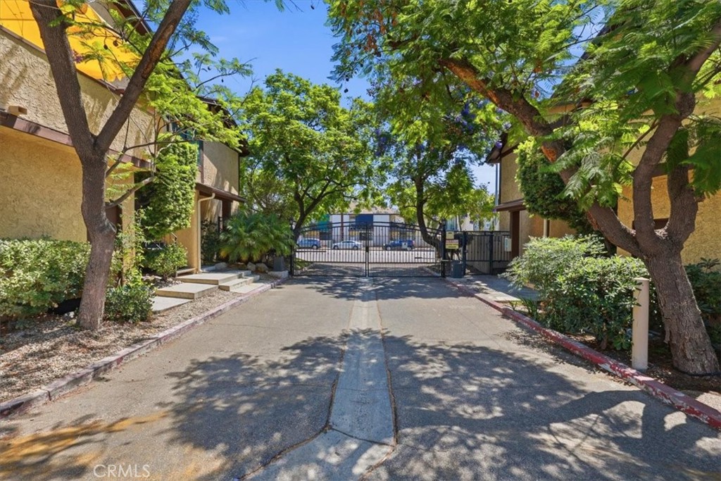 8601 Sunland 5 Property Photo 40