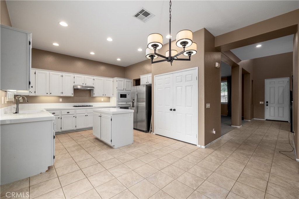 12112 Brianwood Property Photo 10