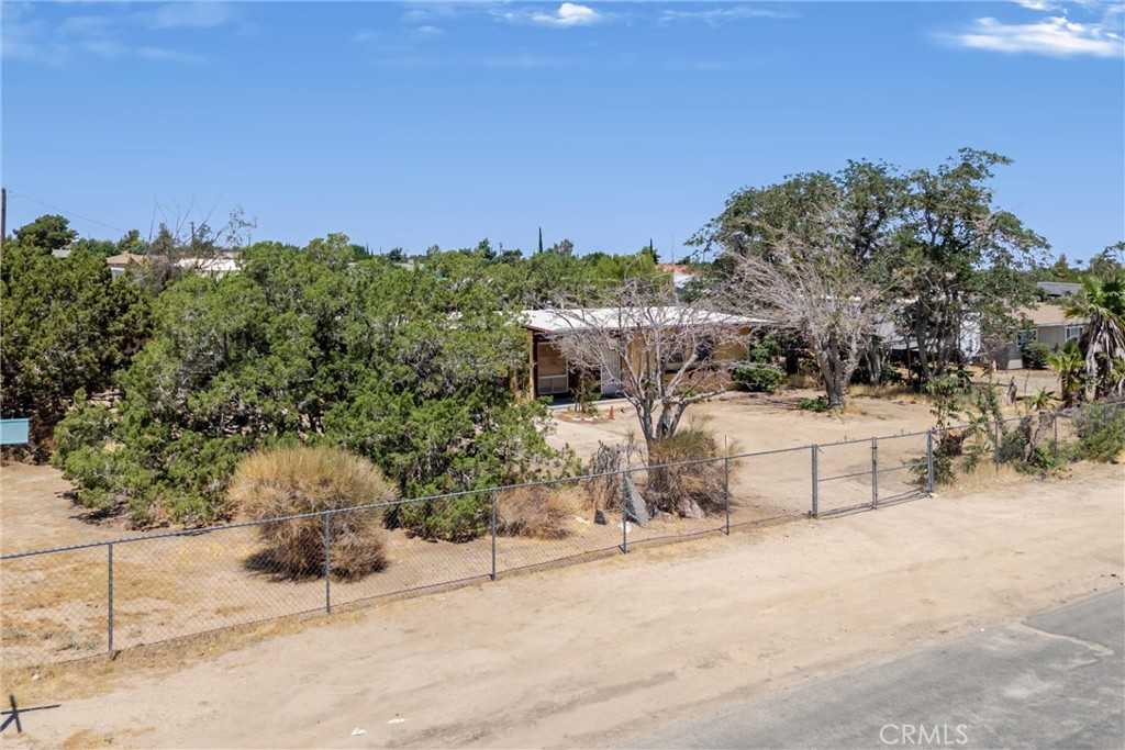 38484 Foothill Road Property Photo 4