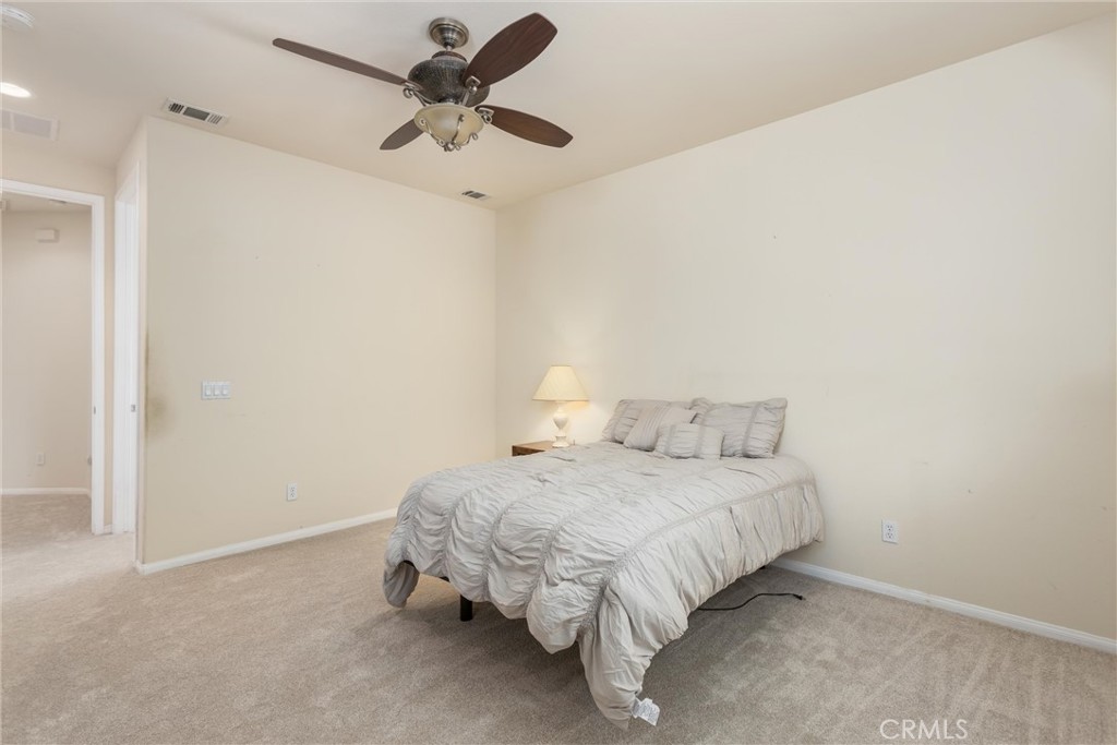1659 Snowberry Property Photo 14