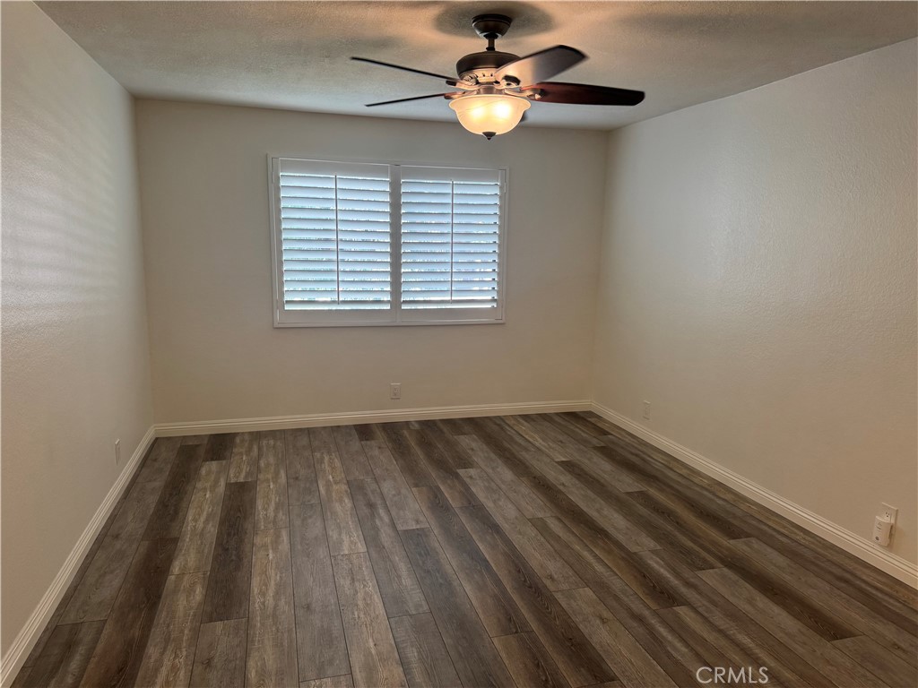 242 E Fern 205 Property Photo 29