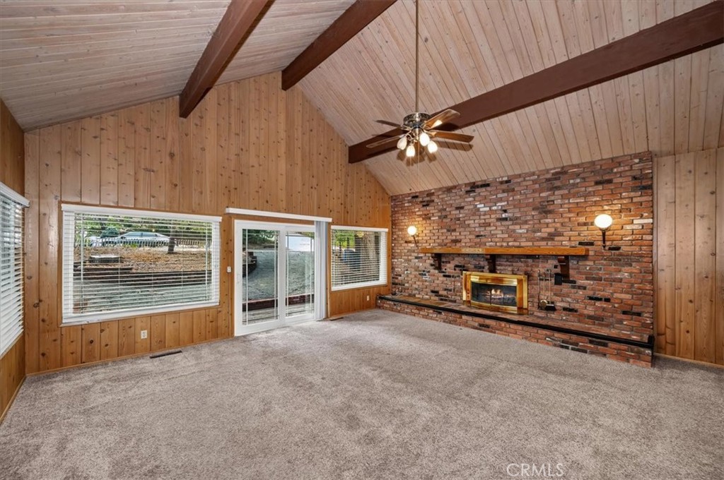 556 Pioneer Property Photo 5