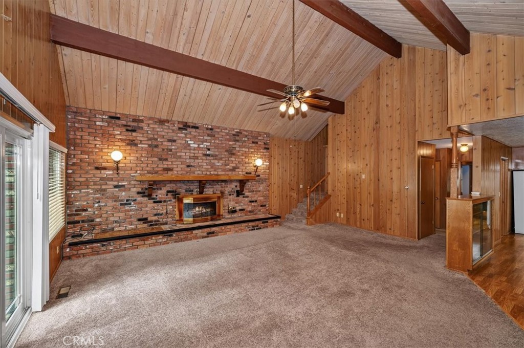 556 Pioneer Property Photo 6
