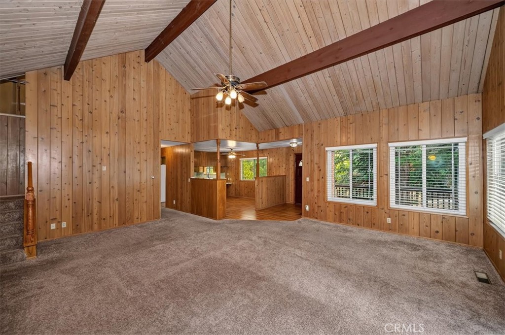 556 Pioneer Property Photo 8