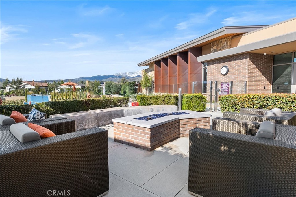 1540 Glenbright Property Photo 44