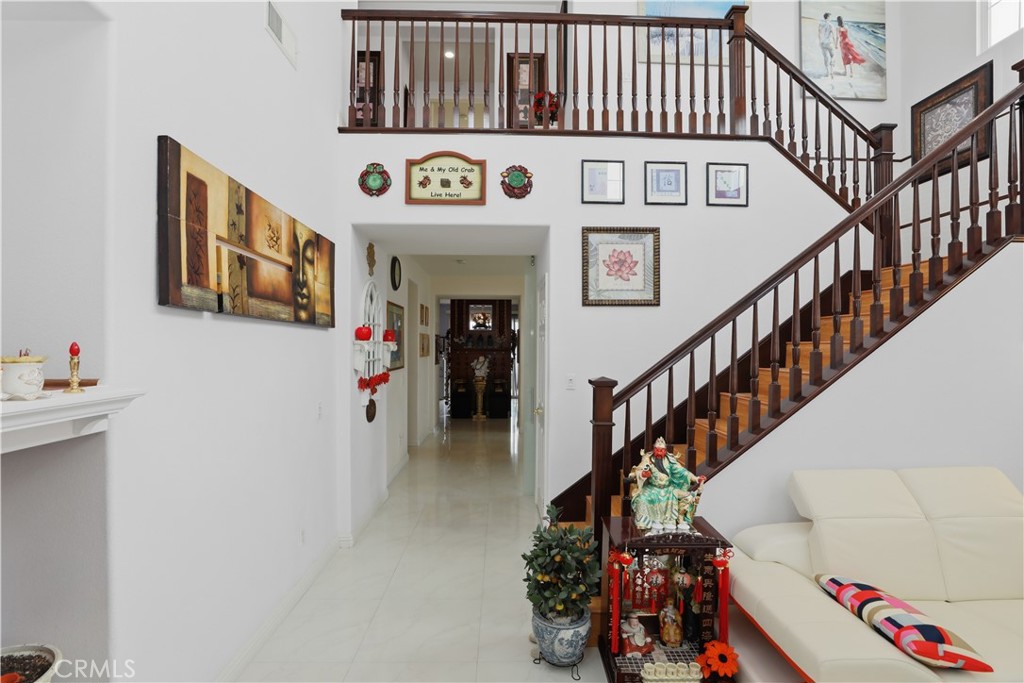 15979 Skyridge Property Photo 10