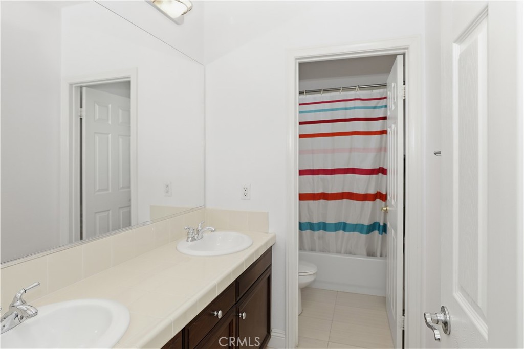15979 Skyridge Property Photo 28