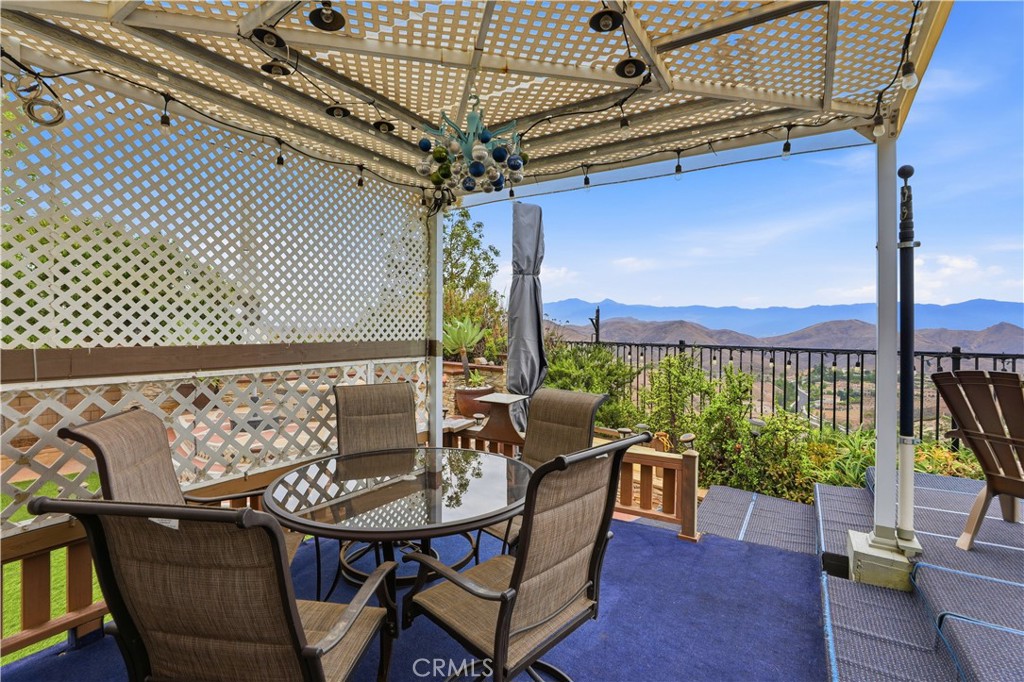 15979 Skyridge Property Photo 48