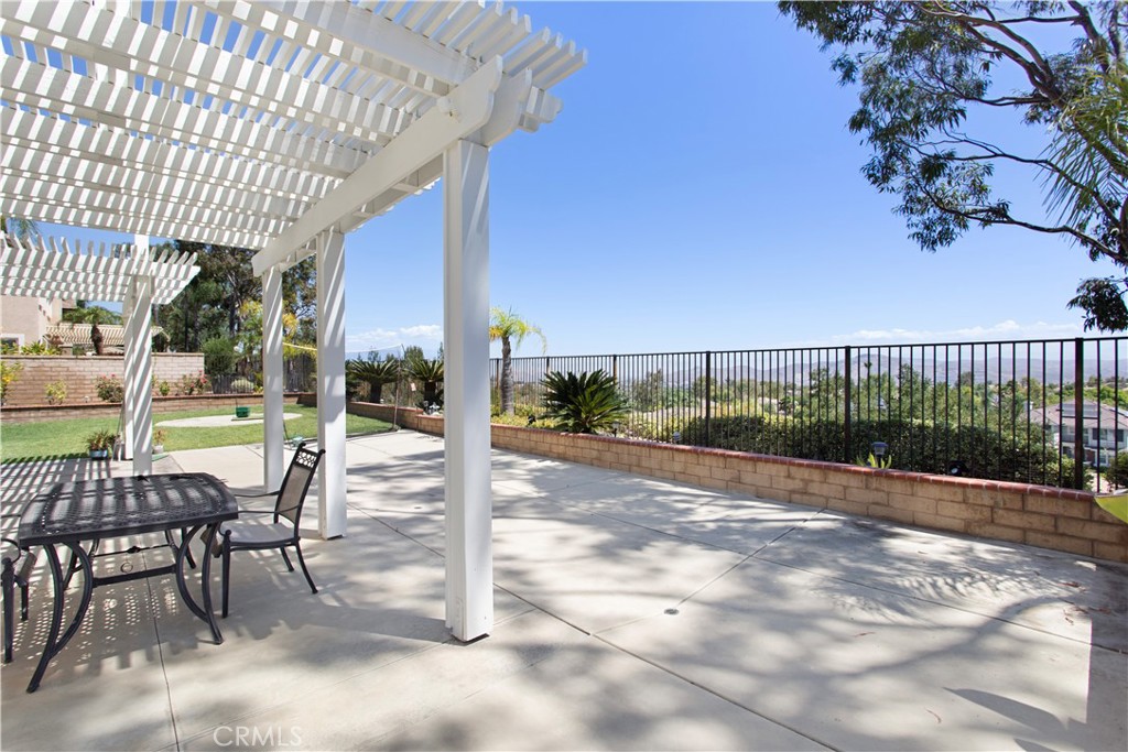 4459 Putting Green Property Photo 13