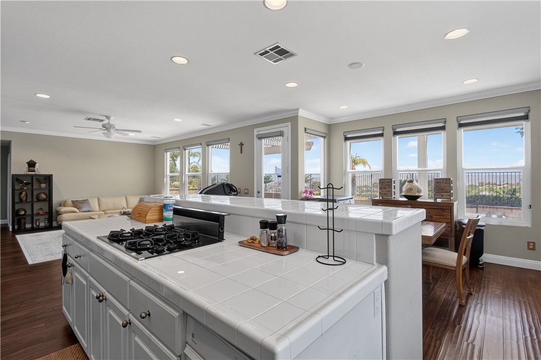4459 Putting Green Property Photo 27