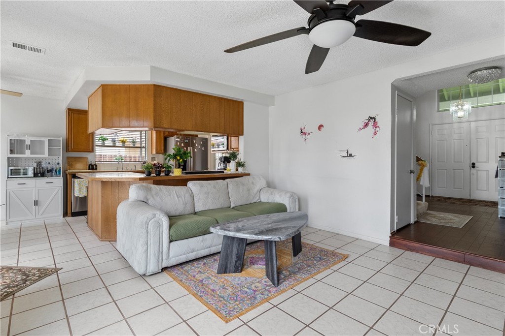 37443 Yorkshire Drive Property Photo 19