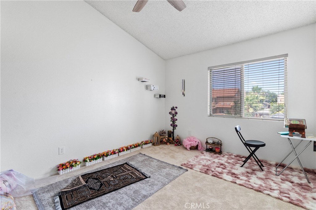 37443 Yorkshire Drive Property Photo 32