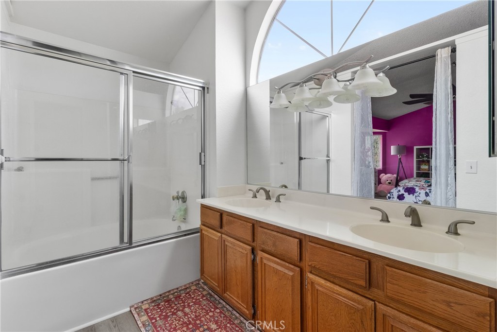 37443 Yorkshire Drive Property Photo 36