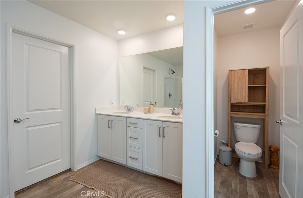 26220 Bergen Court Property Photo 17