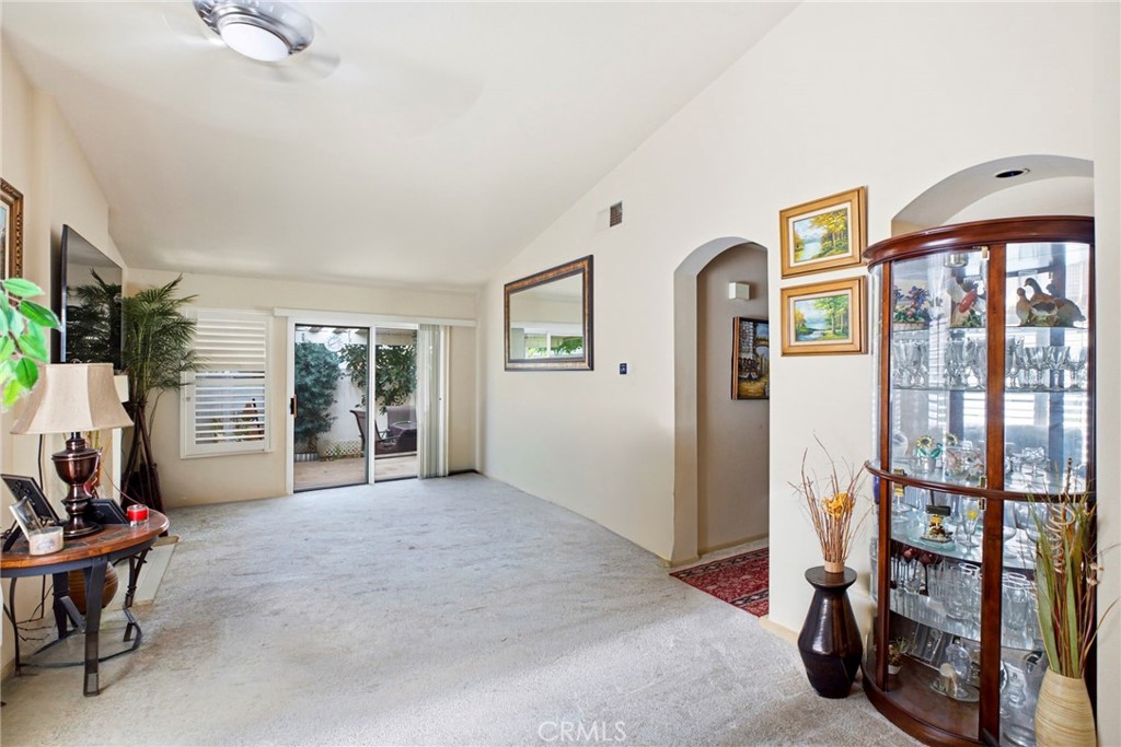 5638 Lopez Property Photo 5