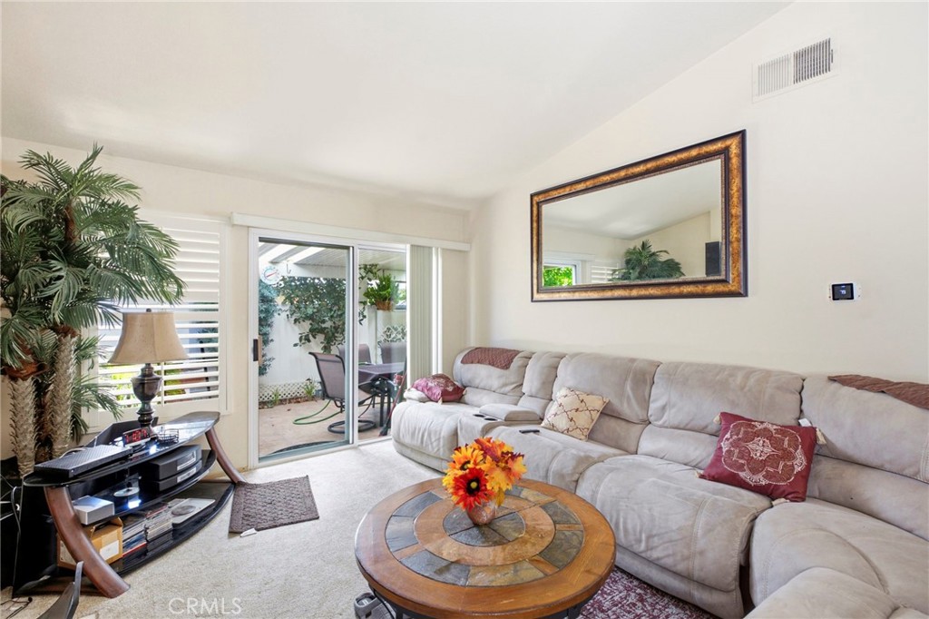 5638 Lopez Property Photo 6