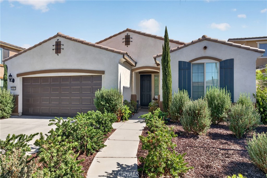 1065 Madera Property Photo 1