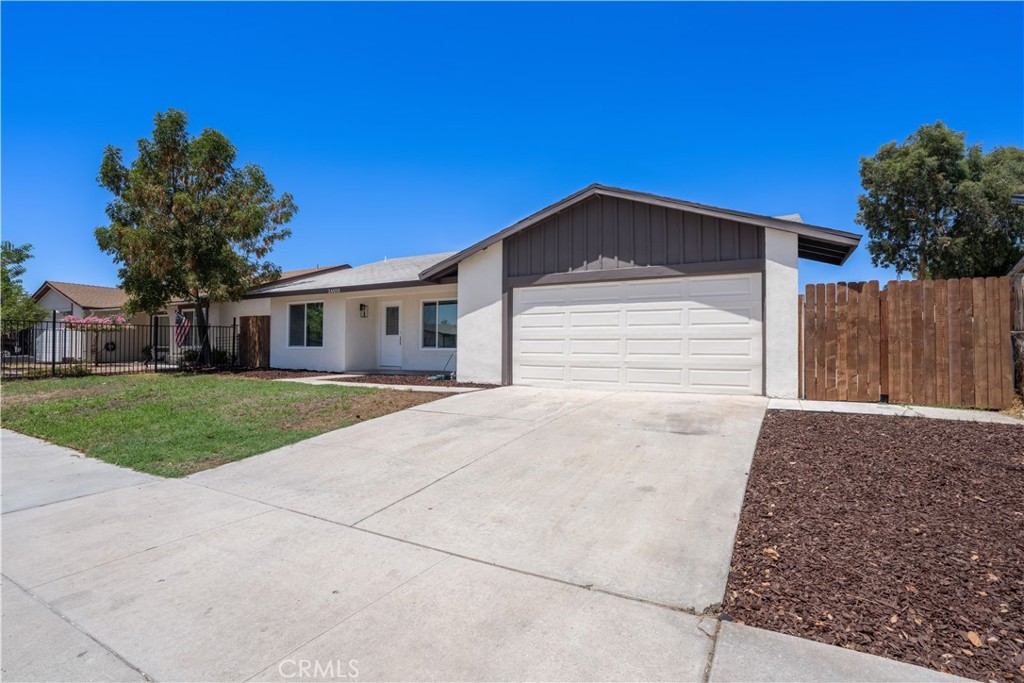 24650 Myrna Property Photo 2