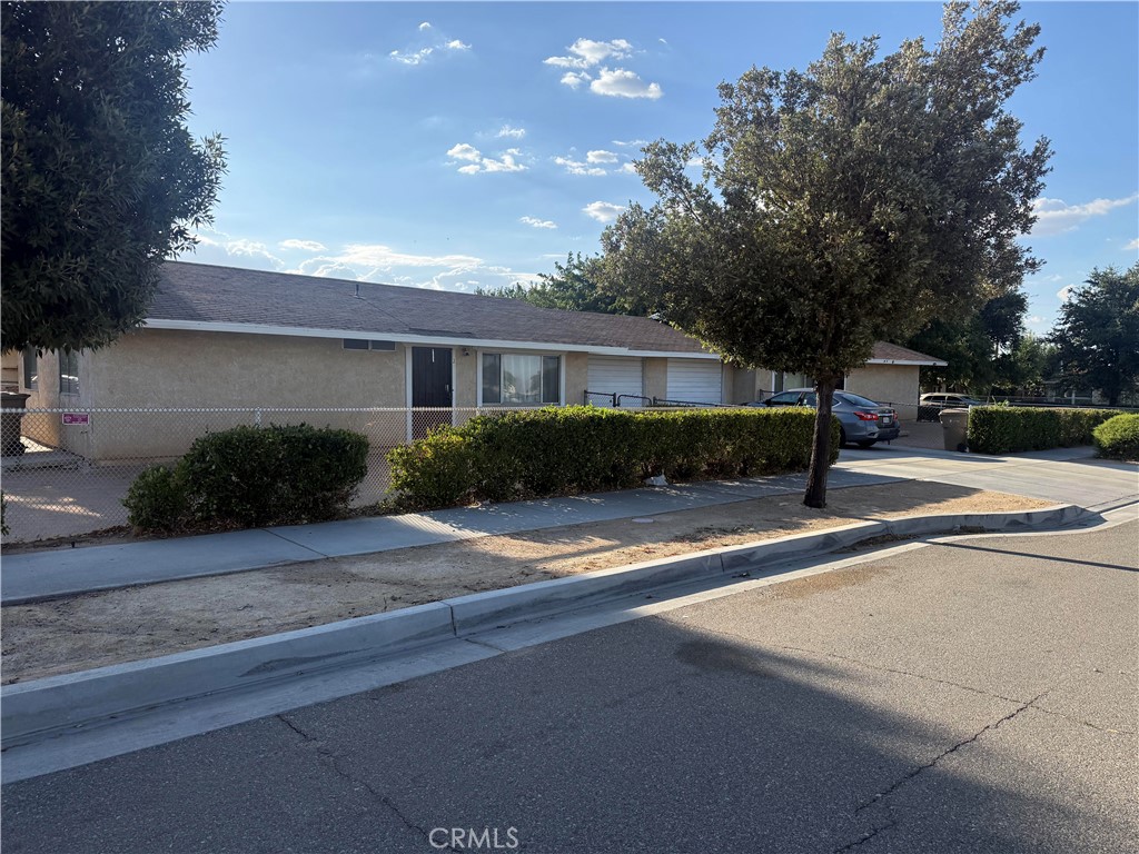 16503 Smoke Tree Property Photo