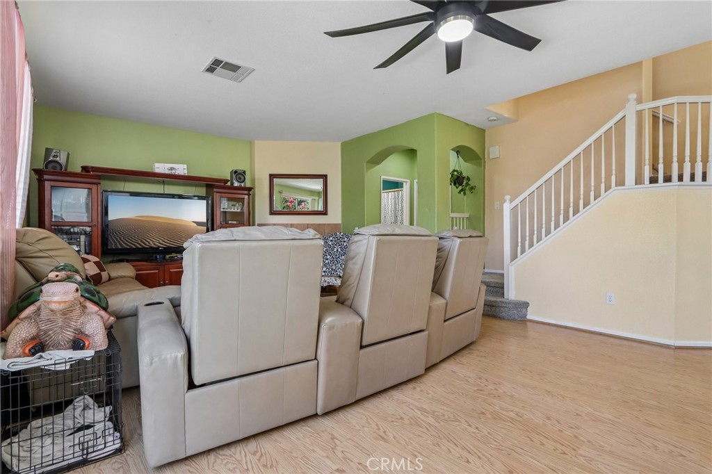 41905 Driver Lane Property Photo 33