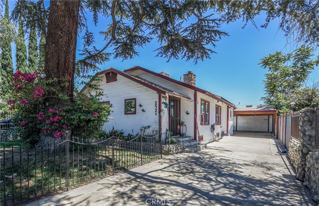 2525 Sepulveda Property Photo 3
