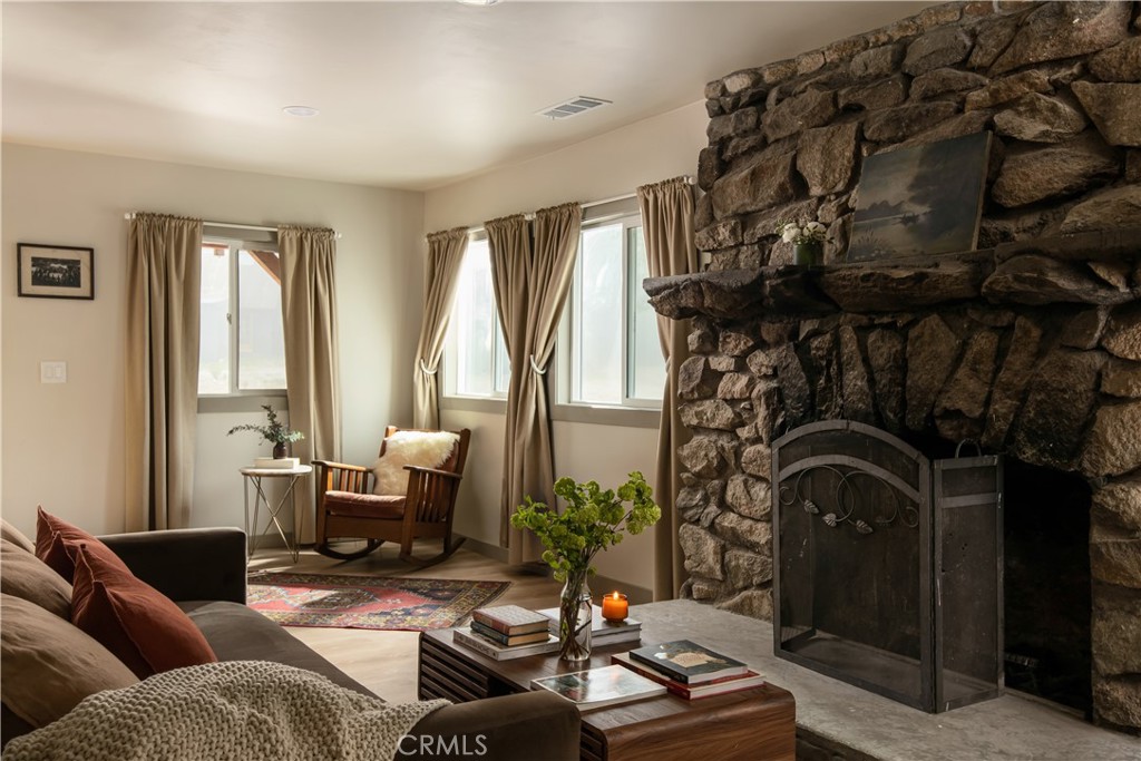 25807 State Highway 189 Property Photo 7